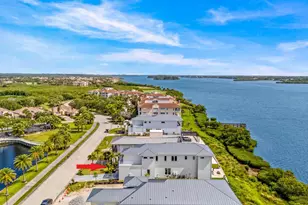 4842 S Harbor Dr, Vero Beach, FL 32967 - Photo 2