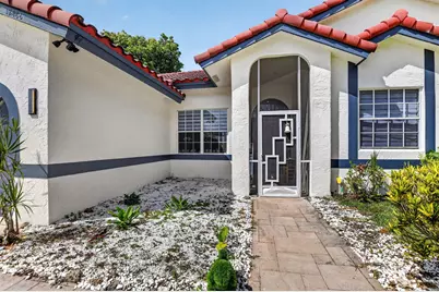 12466 Baywind Court, Boca Raton, FL 33428 - Photo 4