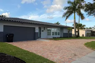 2521 NE 45th St, Lighthouse Point, FL 33064 - Photo 2