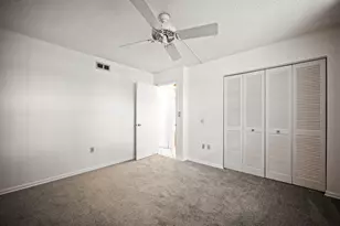 900 Colony Point Cir, Pembroke Pines, FL 33026 - Photo 16