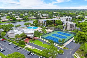 900 Colony Point Cir, Pembroke Pines, FL 33026 - Photo 28