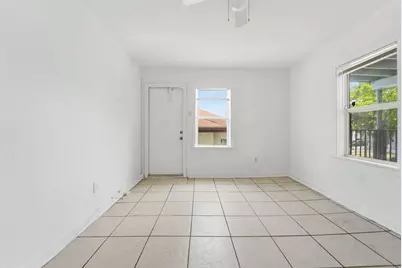1021 14th Street, West Palm Beach, FL 33401 - Photo 4