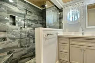 698 Forsyth St, Boca Raton, FL 33487 - Photo 18