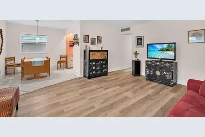 716 Saxony Place #O, Delray Beach, FL 33446 - Photo 4