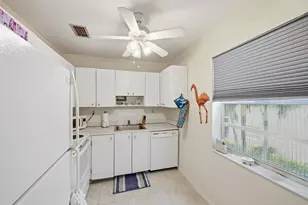 330 Piedmont, Delray Beach, FL 33484 - Photo 10