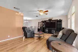 10875 NW 40th St, Coral Springs, FL 33065 - Photo 8
