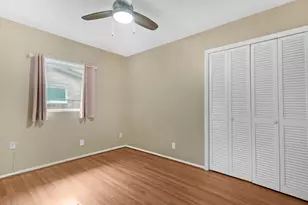10875 NW 40th St, Coral Springs, FL 33065 - Photo 32