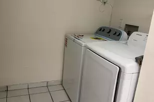 19199 NW 19th St, Pembroke Pines, FL 33029 - Photo 16