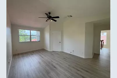 19199 NW 19th Street, Pembroke Pines, FL 33029 - Photo 30
