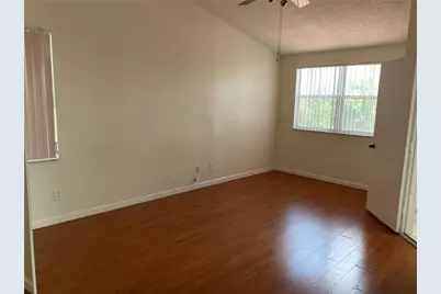 19199 NW 19th Street, Pembroke Pines, FL 33029 - Photo 14