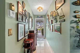 2017 SW Golf Ln, Boynton Beach, FL 33426 - Photo 6