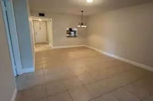 9338 SW 3rd St, Boca Raton, FL 33428 - Photo 2