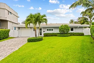 2421 NE 50th St, Lighthouse Point, FL 33064 - Photo 2