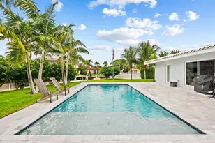 2421 NE 50th St, Lighthouse Point, FL 33064 - Photo 4