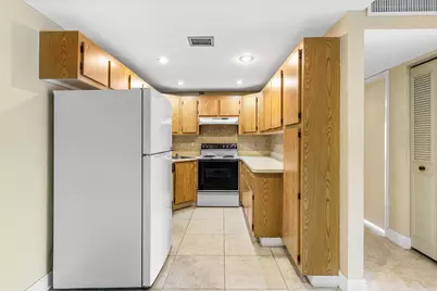 826 Sky Pine Way #D1, Greenacres, FL 33415 - Photo 8
