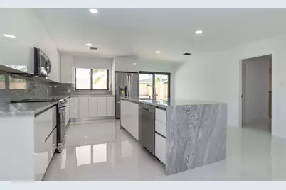 524 NW 53rd Street, Boca Raton, FL 33487 - Photo 8