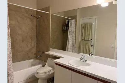 660 Cypress Club Way #L11, Deerfield Beach, FL 33064 - Photo 8
