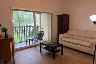 660 Cypress Club Way, Deerfield Beach, FL 33064 - Photo 2