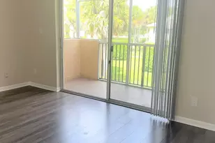 751 Cypress Ln, Deerfield Beach, FL 33064 - Photo 4