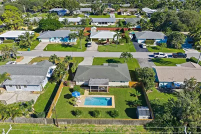 372 Franklin Road, Tequesta, FL 33469 - Photo 4