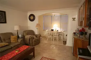 2851 Somerset Dr, Lauderdale Lakes, FL 33311 - Photo 6