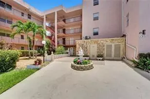 2851 Somerset Dr, Lauderdale Lakes, FL 33311 - Photo 40
