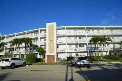 4029 Newport #4029, Deerfield Beach, FL 33442 - Photo 1