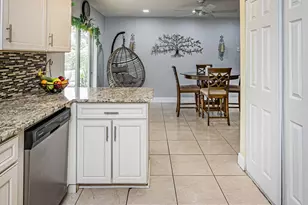 447 Foresta Terrace, West Palm Beach, FL 33415 - Photo 12