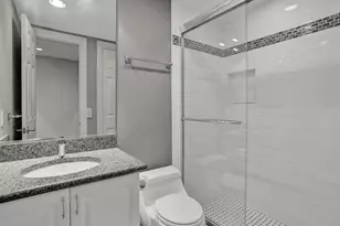 620 Tennis Club Dr, Fort Lauderdale, FL 33311 - Photo 18