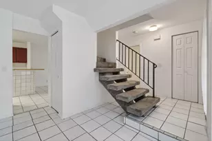 3502 Gardens E Dr, Palm Beach Gardens, FL 33410 - Photo 8