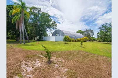725 4th Avenue SW, Vero Beach, FL 32962 - Photo 14