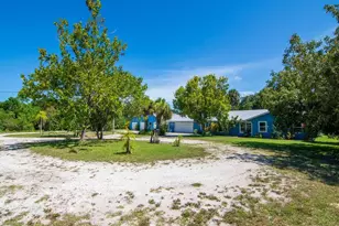 725 4th Ave SW, Vero Beach, FL 32962 - Photo 22