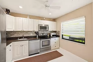 21757 Arriba Real, Boca Raton, FL 33433 - Photo 6