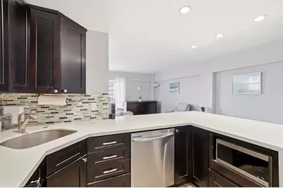 95 N Birch Road #606, Fort Lauderdale, FL 33304 - Photo 16
