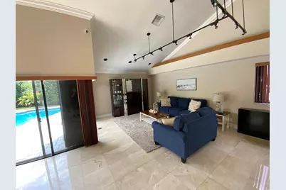 621 SW 101st Avenue, Plantation, FL 33324 - Photo 10