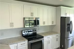 9015 W Sunrise Blvd, Plantation, FL 33322 - Photo 4
