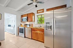 2625 Gulfstream Ln, Fort Lauderdale, FL 33312 - Photo 16