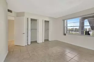 1000 SW 125th Ave, Pembroke Pines, FL 33027 - Photo 10