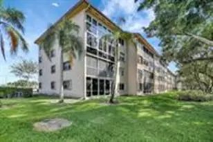1000 SW 125th Ave, Pembroke Pines, FL 33027 - Photo 18