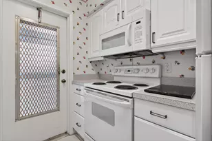 2115 NE 42nd Ct, Lighthouse Point, FL 33064 - Photo 8