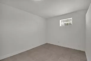 1116 S 17th Ave S, Hollywood, FL 33020 - Photo 10