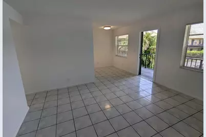 1401 NE 17th Court #208, Fort Lauderdale, FL 33305 - Photo 4
