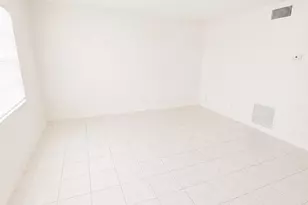 1401 NE 17th Ct, Fort Lauderdale, FL 33305 - Photo 6
