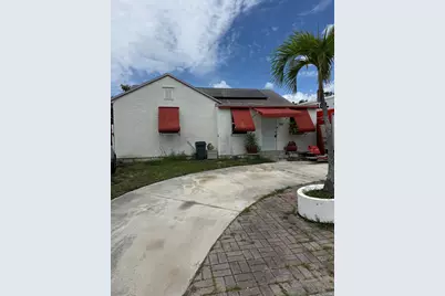 915 N E Street, Lake Worth Beach, FL 33460 - Photo 2