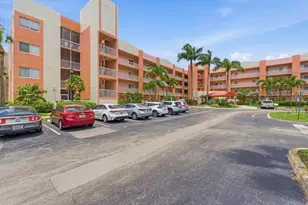 7765 Yardley Dr, Tamarac, FL 33321 - Photo 36