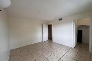 2050 N Congress Ave, West Palm Beach, FL 33401 - Photo 2