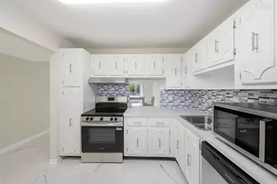 3000 Riverside Drive #201-1, Coral Springs, FL 33065 - Photo 10