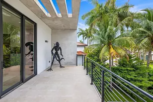 3462 NE 171 St, North Miami Beach, FL 33160 - Photo 98