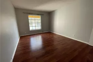 2180 NE 67th St, Fort Lauderdale, FL 33308 - Photo 6