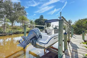 683 SE Harborview Dr, Port Saint Lucie, FL 34983 - Photo 50